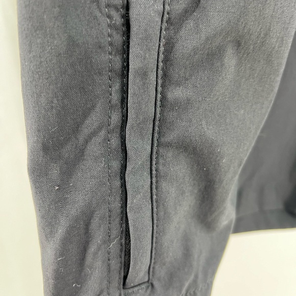 Wrangler ATG performance 10” inseam 40 black shorts hiking casual outdoor nylon - Picture 3 of 6